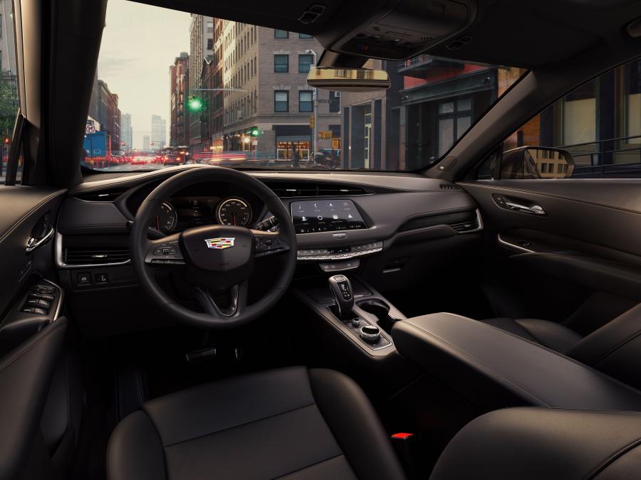 Торпедо Cadillac XT4 Sport 2018 года  (NA) (фото 4 из 61)